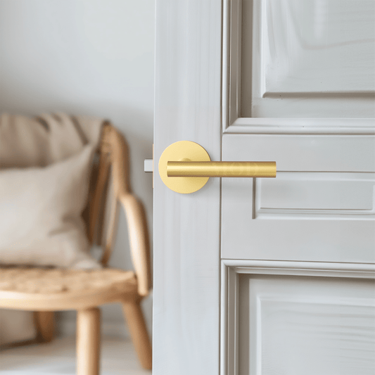 Hendrix Modern Door Handle
