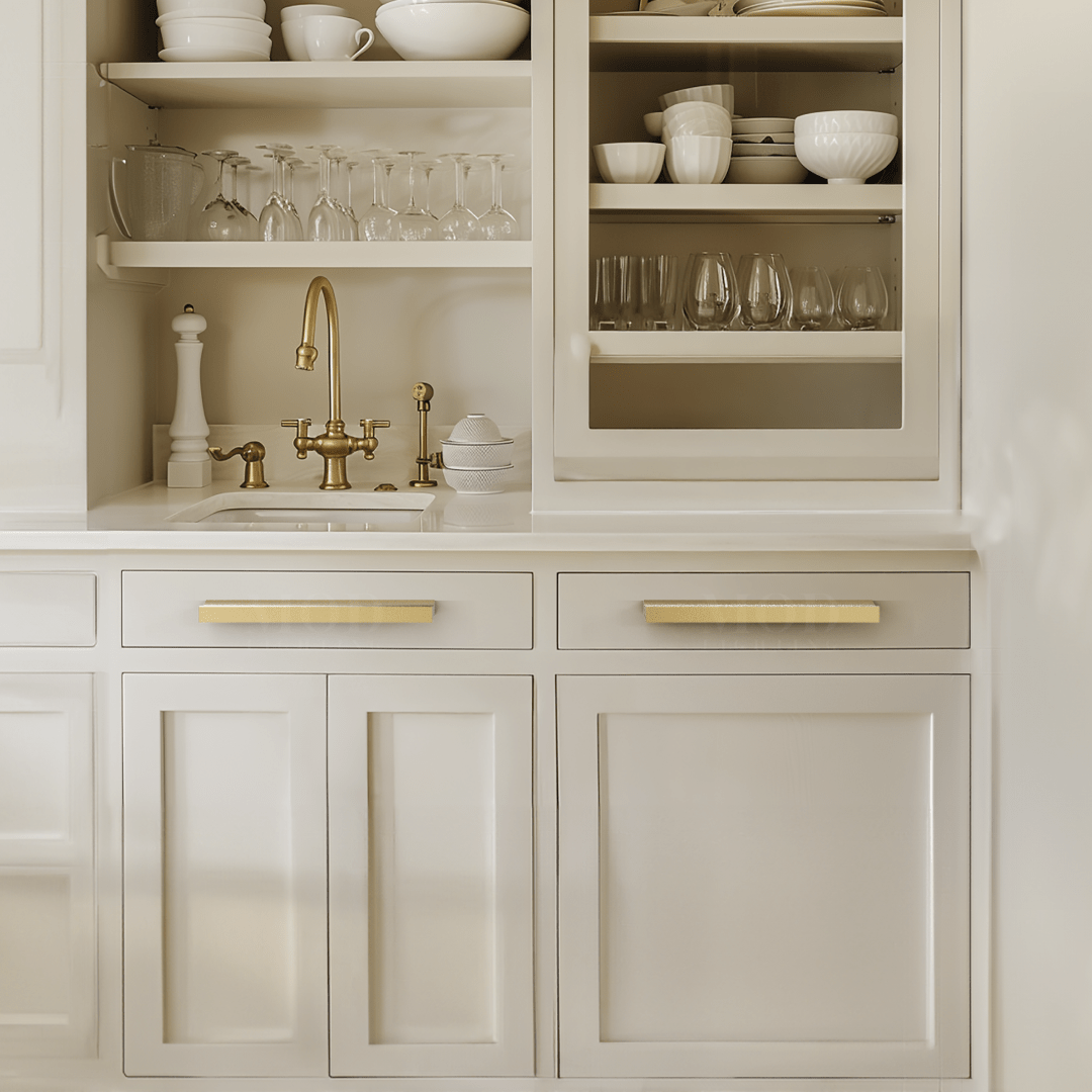 Iris Cabinet Pull