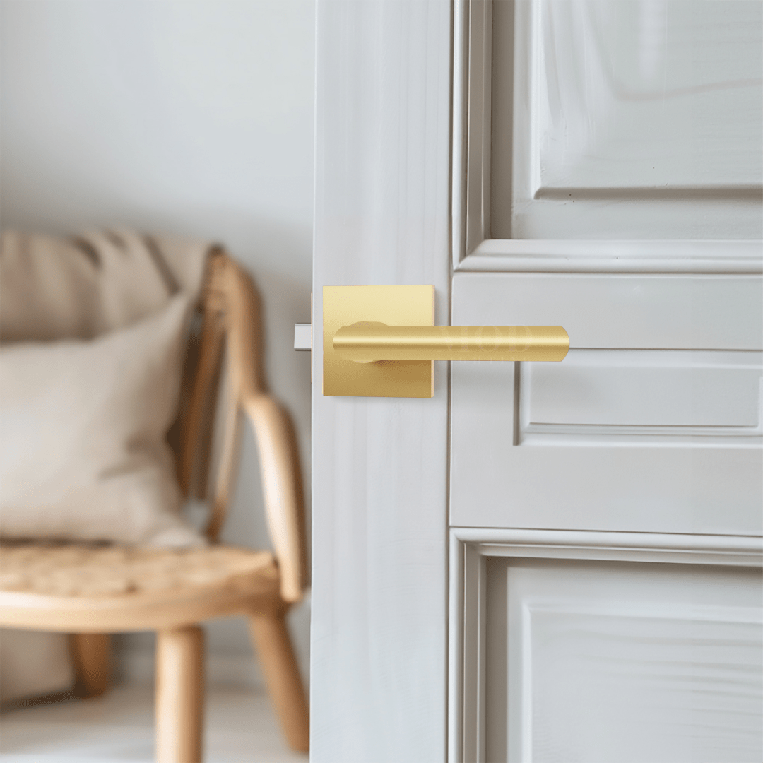 Lennox Modern Door Handle